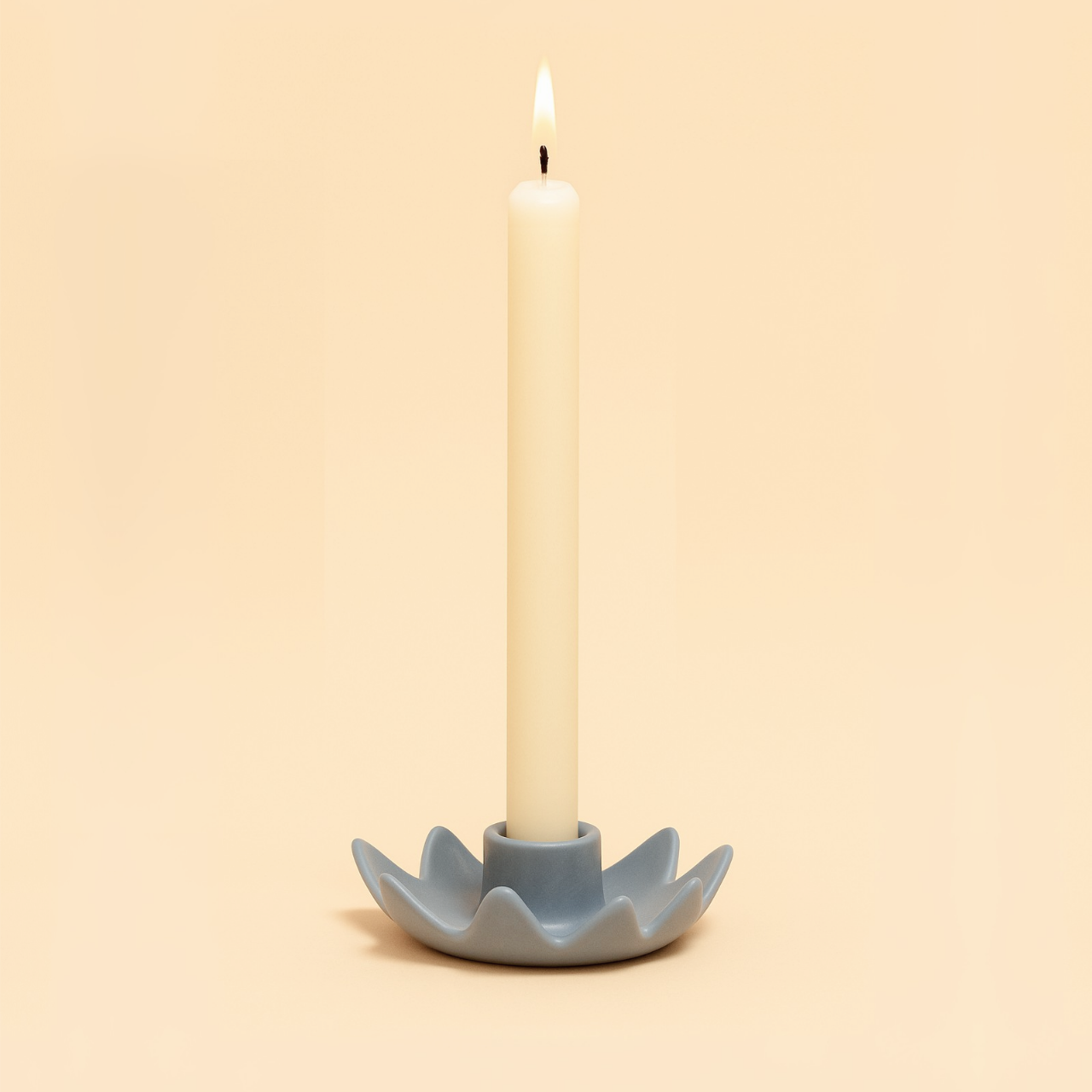 Flower Candleholder muted blue